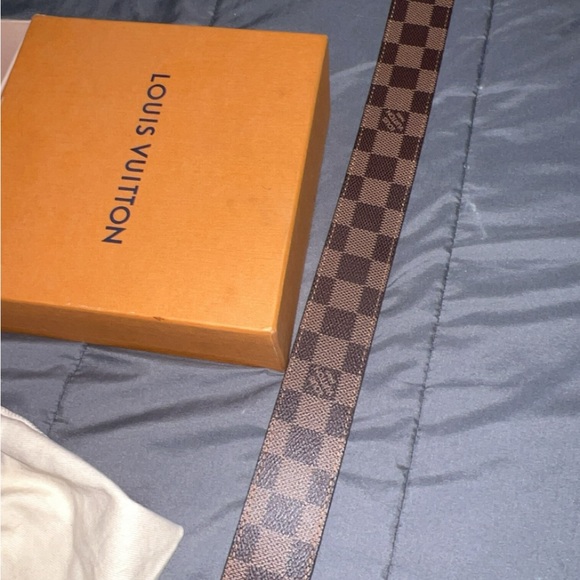 Louis Vuitton belt authentic - Picture 5 of 9